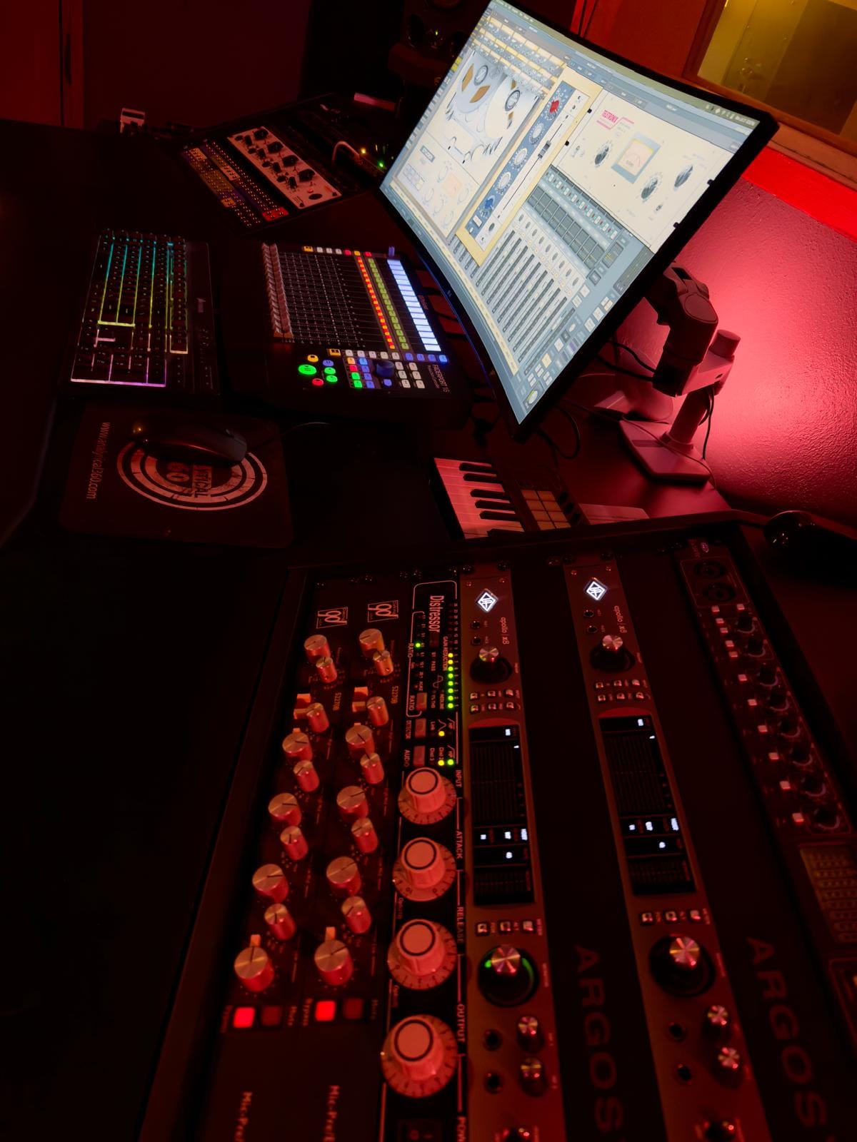 The control desk at Sound Rich Studio